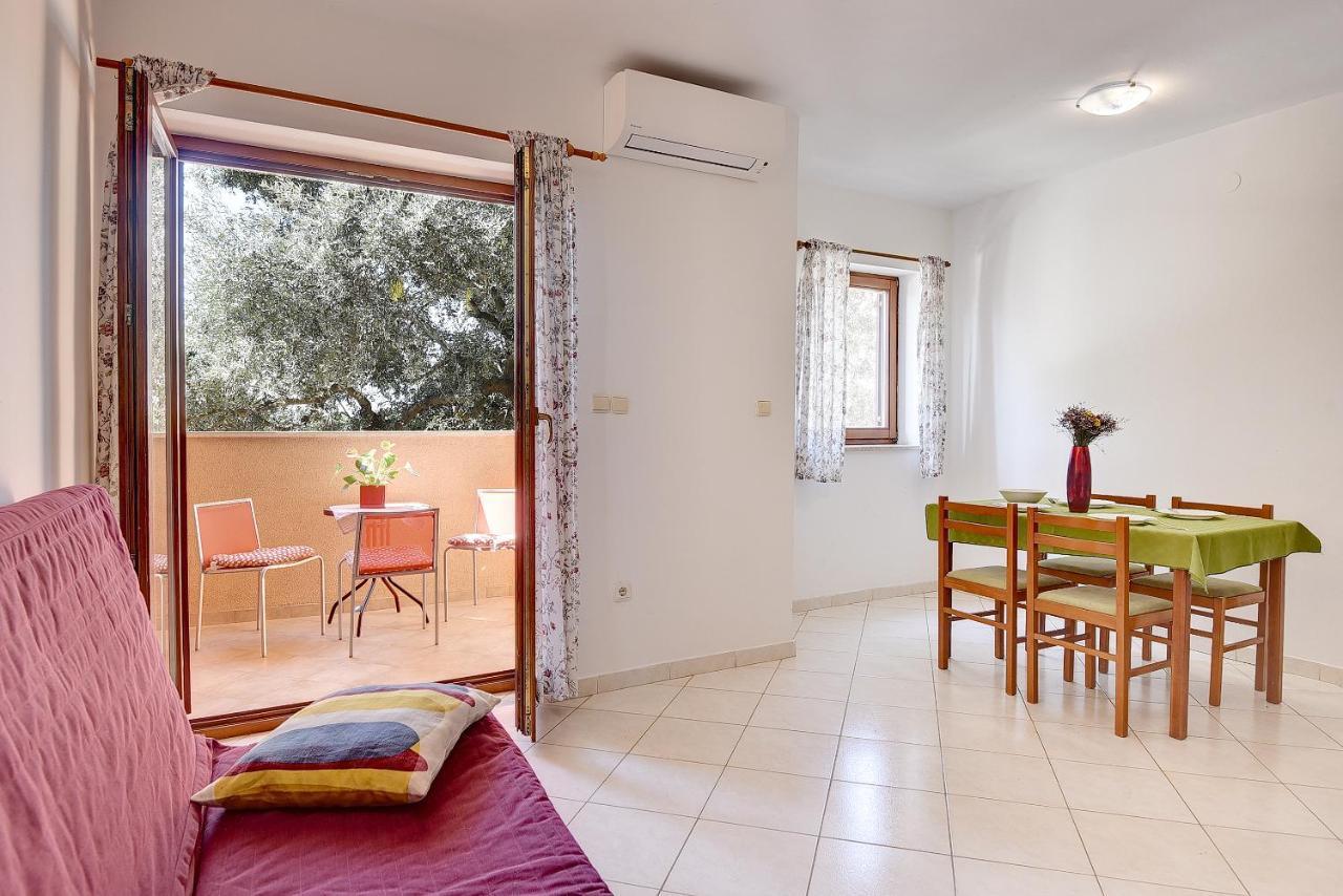 Apartments Ulika Медулин Екстер'єр фото