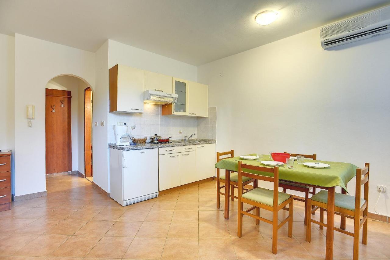 Apartments Ulika Медулин Екстер'єр фото